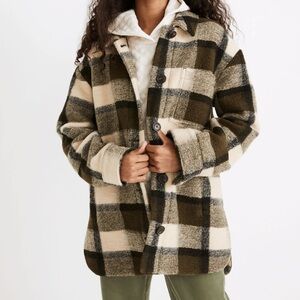 Madewell Belrose Shirt Jacket in Maran Plaid (Olive & Cream)